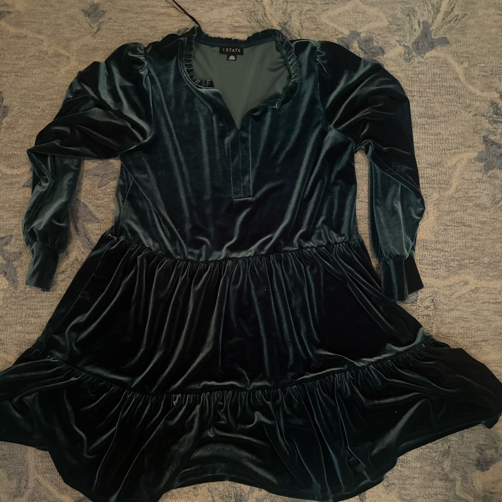 1. State Dark Green Velvet Long Sleeve Dress
